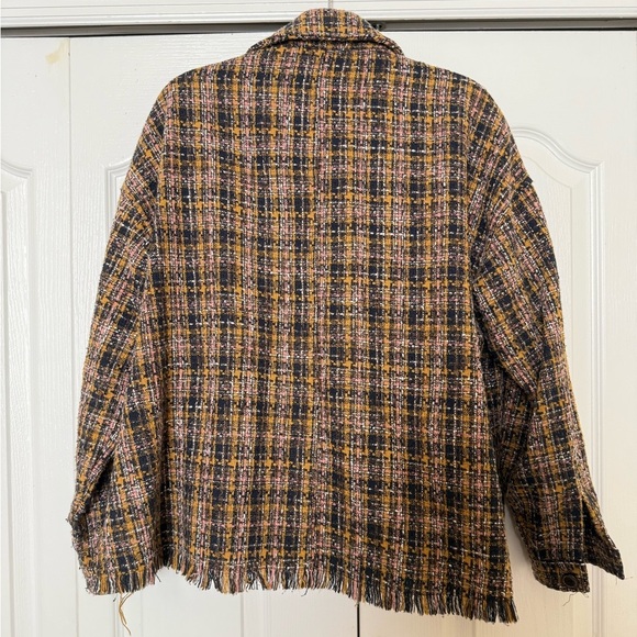 Woman’s jacket featuring Plaid Design - Picture 2 of 5